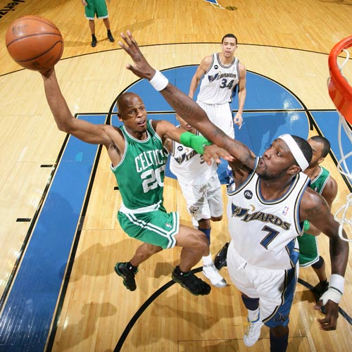 尤其是在防 尤其是在防